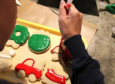 December Sugar Cookie Decorating Class at Throne Brewing