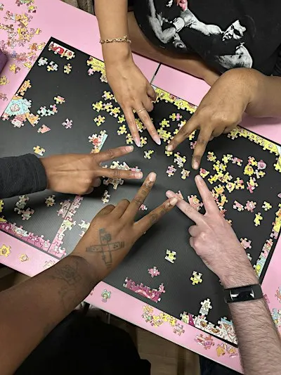 Puzzles N Pizza Hangout
