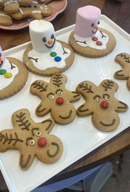 A Magical Cookie-Decorating Workshop.... for little bakers