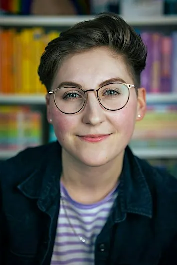 FBM26 - Signierstunde mit Alicia Zett