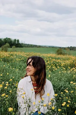 Barn Concert: Caroline Marie Brooks and Colour Film