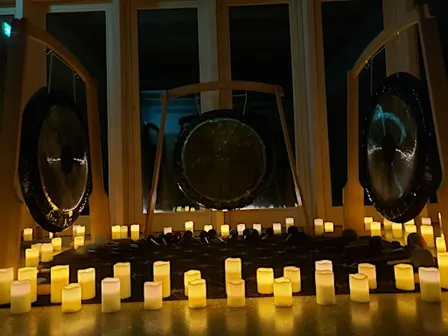 Gongbath by Candlelight: A Deep and Immersive Sound Experience