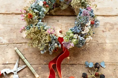 Langdon autumn wreathmaking workshop
