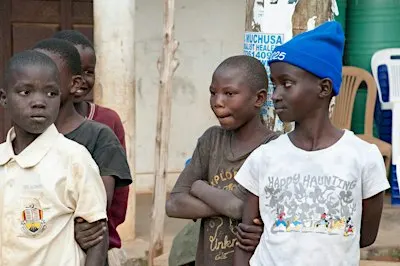 Lacor Uganda files - un ospedale, una storia di umanità