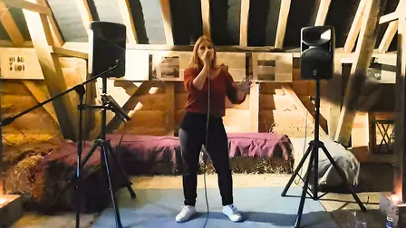 We Rise Together - Live Muziek