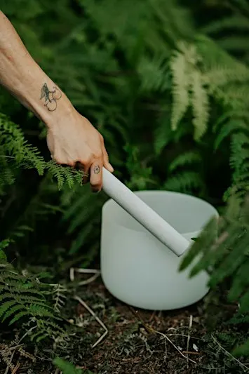 Ground + Glow  Sound Bath & Meditation | Bicester | solara flow with iz
