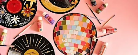 Meet & Make Craft Night: Vinyl Painting Workshop