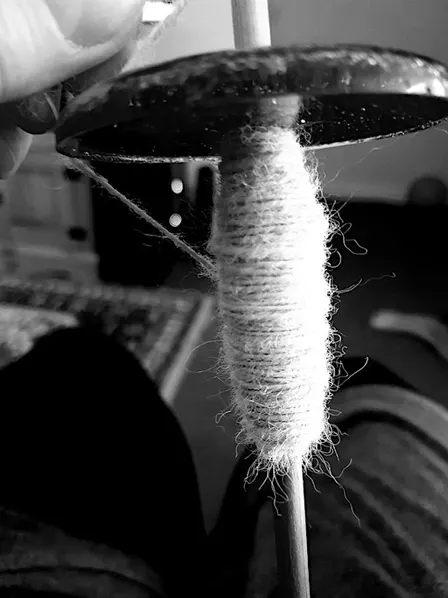 Introduction to Drop Spindle spinning