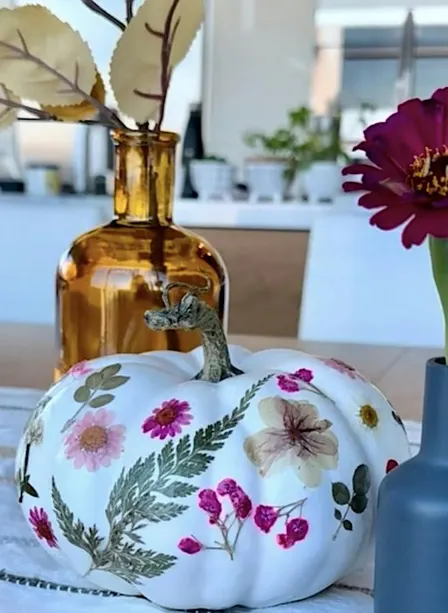 Pumpkin & Wild Pressed Flowers Workshop