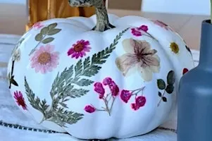 Pumpkin & Wild Pressed Flowers Workshop