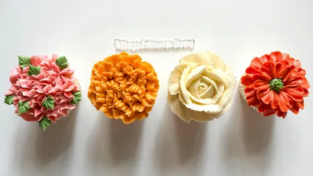 Fall Florals Cupcake Class