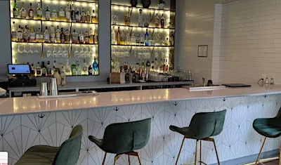 POPULAR DFW Professionals Mixer - * Networking and Cocktails* Safe & Fun!