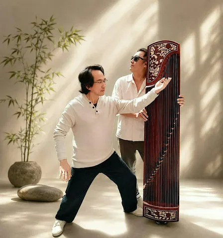 Flowing Qi 氣, Soothing Strings 箏