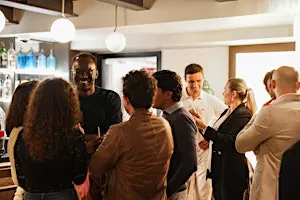 Next Locals Meetup Antibes: Make friends abroad!