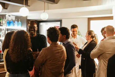Next Locals Meetup Antibes: Make friends abroad!