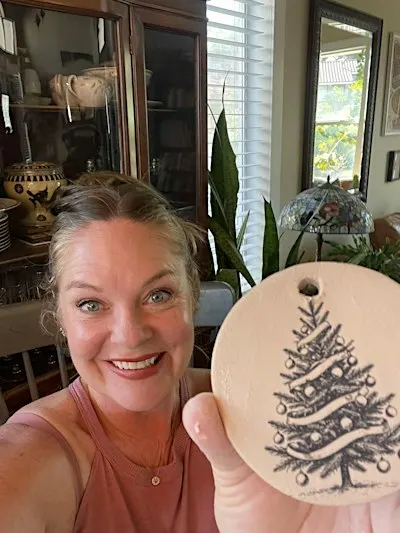 ✨ CHRISTMAS ORNAMENT WORKSHOP AT MOJAVE! ✨