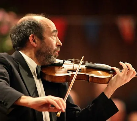 Violinist Bradley Creswick, accompanied by pianist David Murray