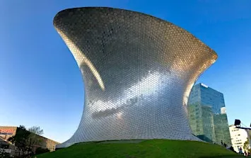 Visiting Museo Soumaya