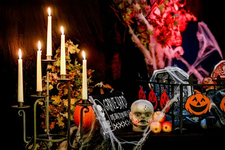 Spooky Styles: Hair & Make-Up