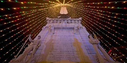 CHRISTMAS LIGHTS ON MONUMENT CIRCLE AT NIGHT