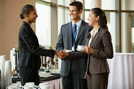 Lunch and Learn Series: Elevator pitch and networking seminar