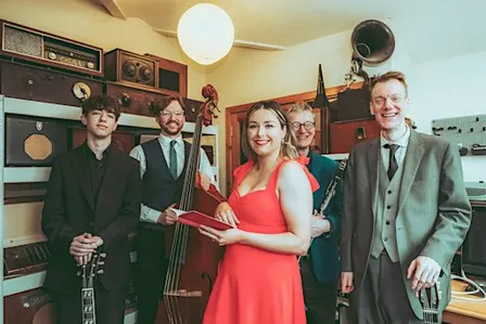 Bluebell Swing [Swing Jazz / Vocal Jazz]