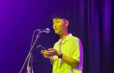 Queer Voices: Open Mic Night
