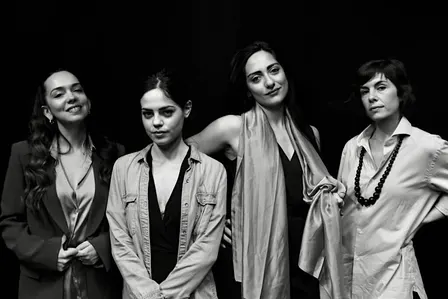 Connessioni Fragili: le vite dei ragazzi oltre lo schermo diventano teatro