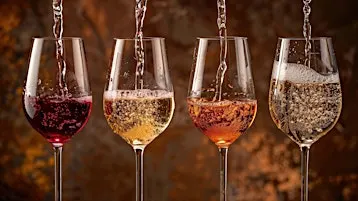 Sparkling Wine & Cheese Pairing