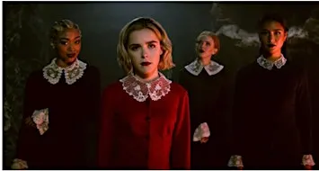 GLAMOWEEN: SPOOKY SEASON, BUT MAKE IT GLAM.