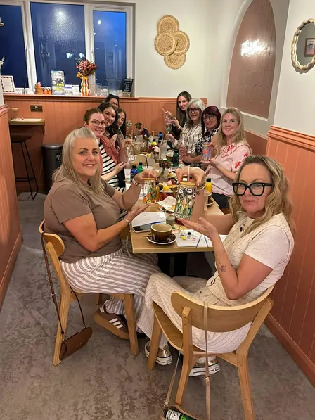Sip & Paint Southbourne: Early Christmas Workshop at Brewhouse & Kitchen
