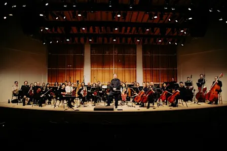Friends of Music Mozart Requiem with Modus Operandi Orchestra