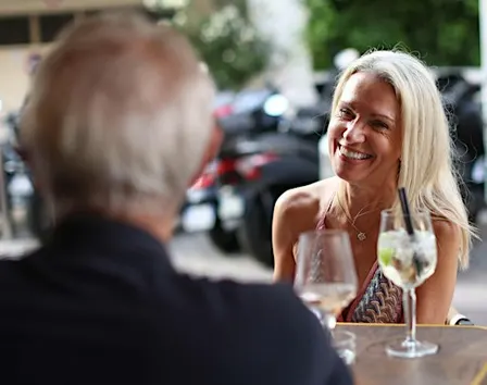 Next Locals Meetup Cannes: Make friends abroad!