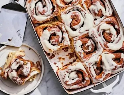 Sourdough Cinnamon Roll Workshop