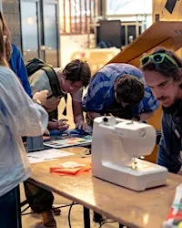 Atelier trousse custom avec Détour