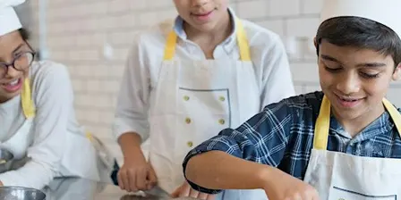 RAGAZZI IN CUCINA