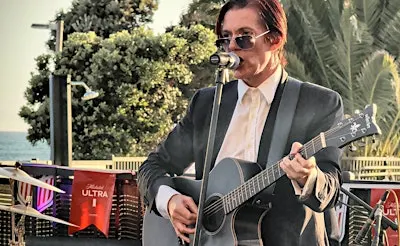 Bowie Request show - Acoustic and Electronic. Julian Shah-Tayler LIVE