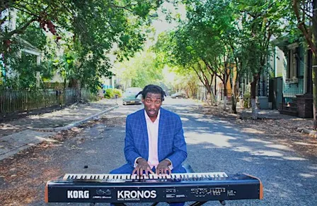 Live at Good Measure — Victor Campbell’s Son del Sur