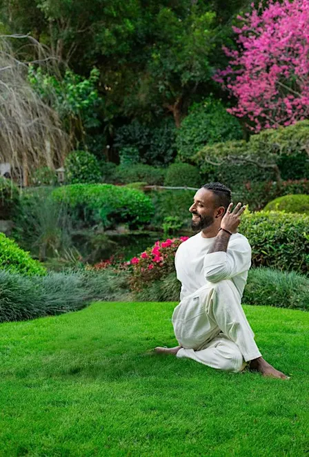 ✨ MUDRAS & MANTRA: UNLOCKING ENERGETIC FLOW ✨