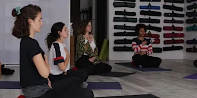 DANZA TERAPÉUTICA: ¡Enraízate para florecer!