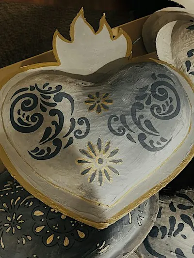 CORAZONES SAGRADOS