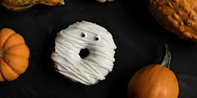 Sac Baking Club: Boos and Bakes!