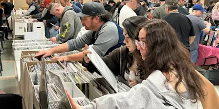 VINYL FUN IN EXTON! Come dig with us-The Exton Record Riot Sat January 30th