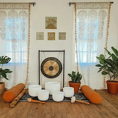 Sound Bath, Guided Meditation & Journaling