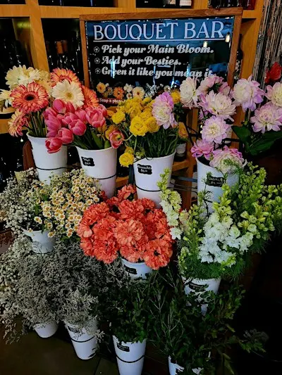 Sips & Bouquets- Wine Tasting & Bouquet Making