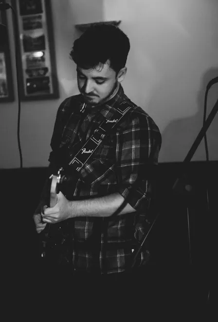 Fintan May Live @ The Source /w Sam Jones
