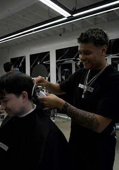 Mod Cut Class- Jonathan - Modern Image