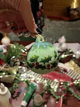 Paint your own Christmas Baubles
