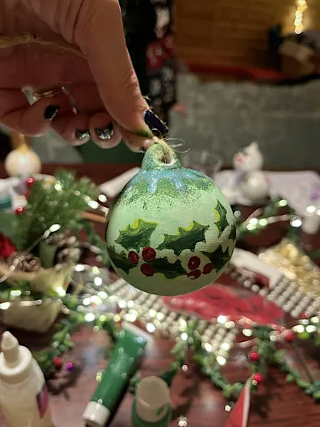 Paint your own Christmas Baubles