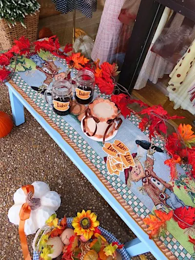 Gilmore Girls Inspired Cake Decorating Workshop at Pixelated Boutique